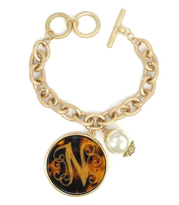 INITIAL JEWELRY :: BRACELETS | EARRINGS :: Tortoise Initial Charm Bracelet