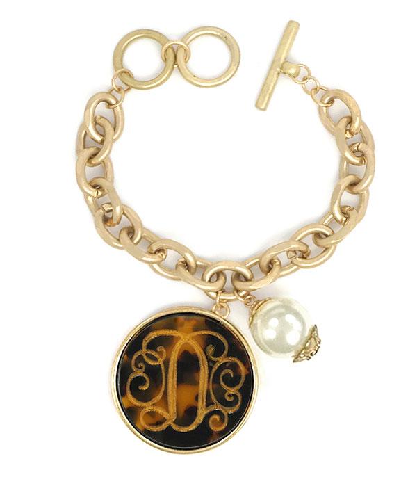 INITIAL JEWELRY :: BRACELETS | EARRINGS :: Tortoise Initial Charm Bracelet