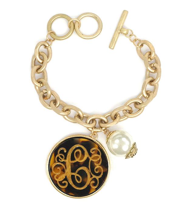 INITIAL JEWELRY :: BRACELETS | EARRINGS :: Tortoise Initial Charm Bracelet