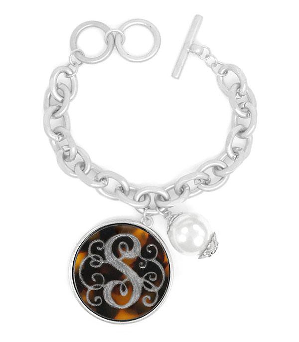 <font color=black>SALE ITEMS</font> :: JEWELRY :: Bracelets :: Tortoise Initial Charm Bracelet