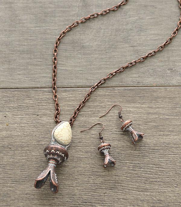 <font color=black>SALE ITEMS</font> :: JEWELRY :: Necklaces :: Stone Accent Squash Blossom Necklace Set