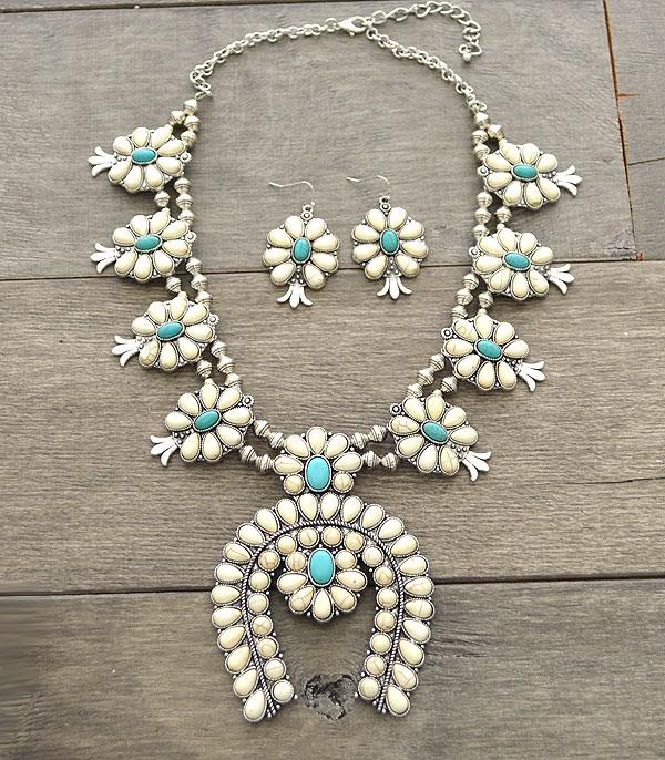 <font color=black>SALE ITEMS</font> :: JEWELRY :: Necklaces :: Wholesale Turquoise Squash Blossom Necklace Set