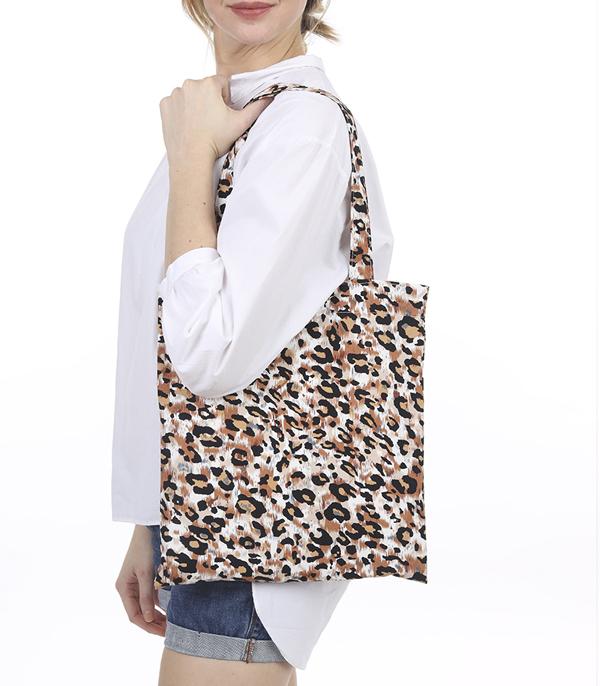 <font color=black>SALE ITEMS</font> :: HANDBAGS | TRAVEL :: Wholesale Animal Print Lightweight Everyday Tote