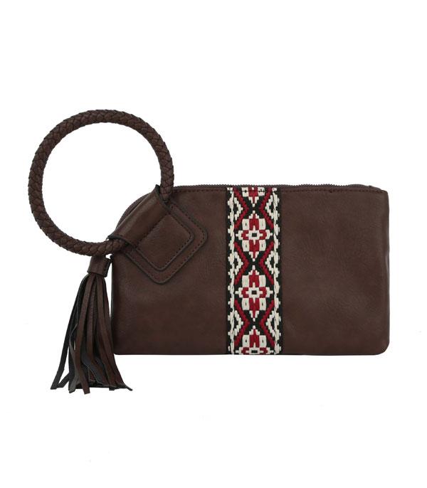 New Arrival :: Wholesale Aztec Faux Leather Wristlet Clutch