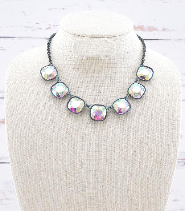 NECKLACES :: TRENDY :: Wholesale Cushion Cut Glass Stone Necklace