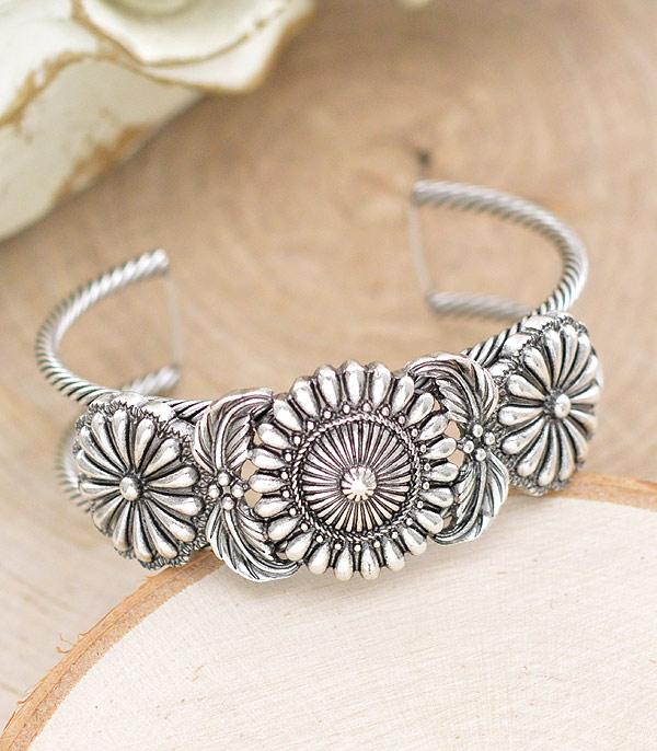 New Arrival :: Wholesale Western Concho Cuff Bracelet