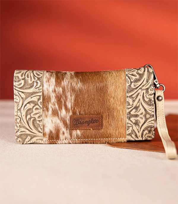 MONTANAWEST BAGS :: WALLETS I SMALL ACCESSORIES :: Wholesale Wrangler Cowhide Tooling Wallet
