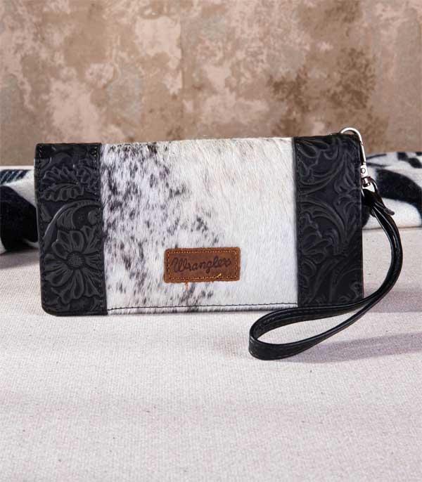 MONTANAWEST BAGS :: WALLETS I SMALL ACCESSORIES :: Wholesale Wrangler Cowhide Tooling Wallet