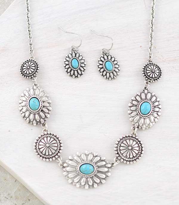 New Arrival :: Wholesale Western Turquoise Concho Necklace