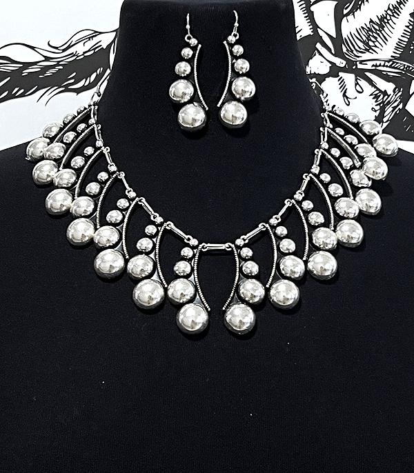 NECKLACES :: TRENDY :: Wholesale Tipi Brand Western Concho Necklace