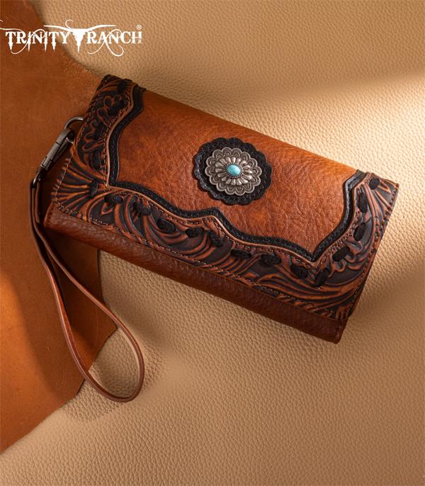 New Arrival :: Wholesale Trinity Ranch Tooled Concho Wallet