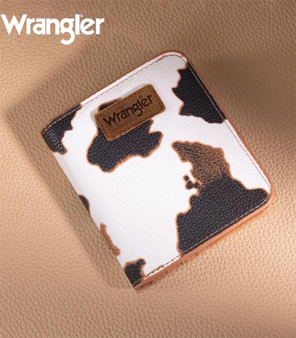 New Arrival :: Wholesale Wrangler Cow Print Bi-Fold Wallet