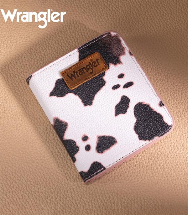New Arrival :: Wholesale Wrangler Cow Print Bi-Fold Wallet