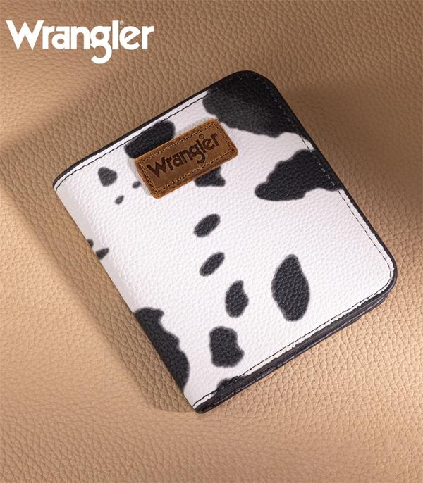 New Arrival :: Wholesale Wrangler Cow Print Bi-Fold Wallet