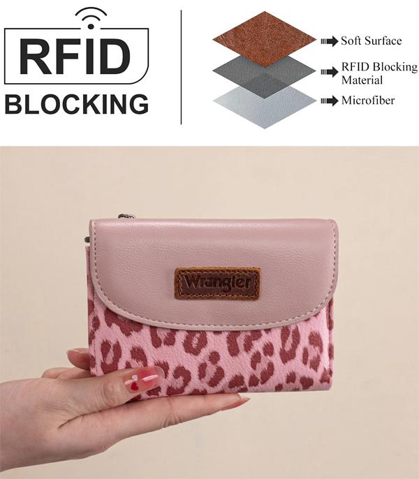 New Arrival :: Wholesale Wrangler Leopard Print Tri-Fold Wallet