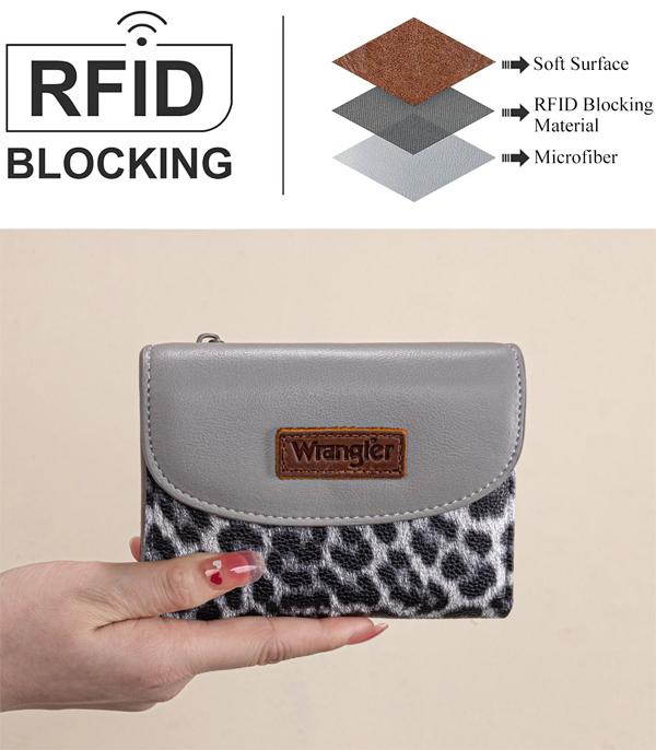 New Arrival :: Wholesale Wrangler Leopard Print Tri-Fold Wallet