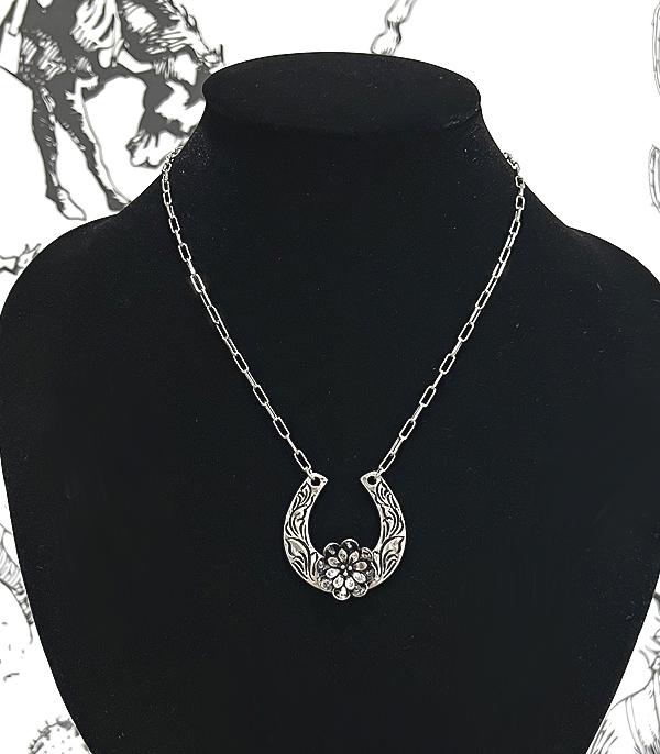 New Arrival :: Wholesale Western Horseshoe Pendant Necklace