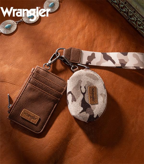 New Arrival :: Wholesale Wrangler Camo Print Dual Pouch Wristlet