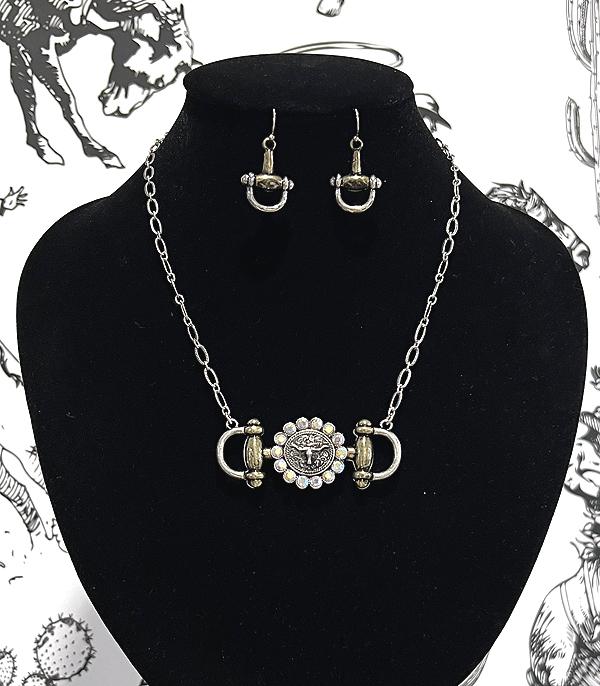 New Arrival :: Wholesale Western Trending Horsebit Necklace Set