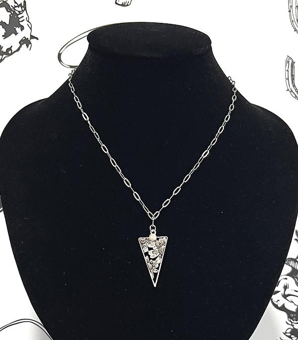 WHAT'S NEW :: Wholesale Western Tooling Floral Pendant Necklace