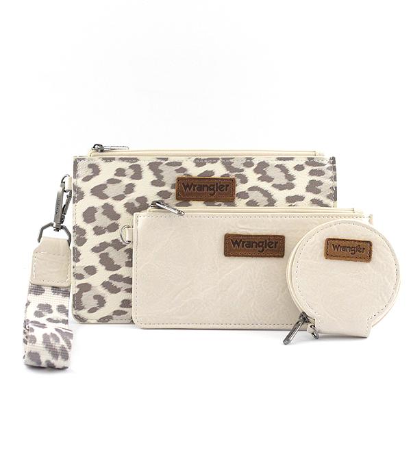New Arrival :: Wholesale Wrangler Leopard Print Wristlet Set